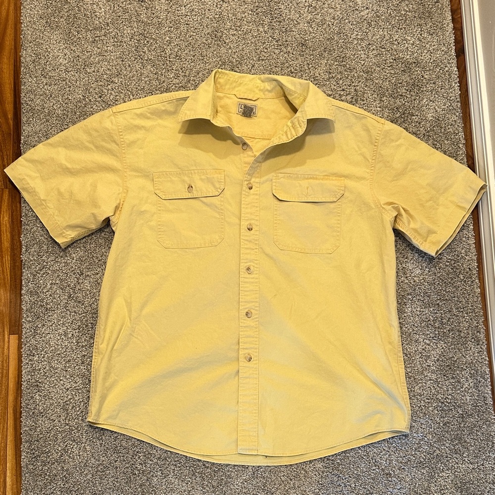 L.L. Bean Men's Short-Sleeve Button-Down Shirt in Pale Yellow